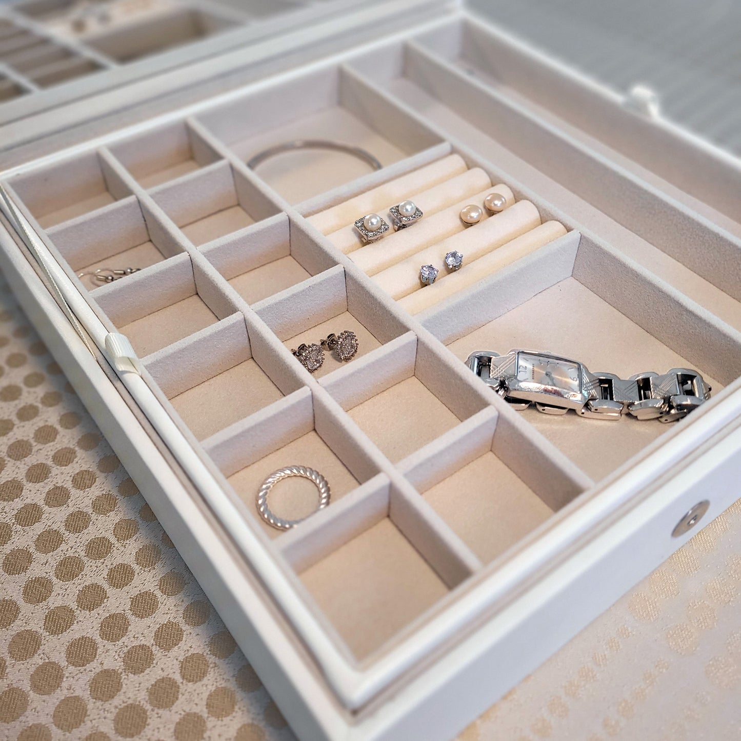 The Elena - Jasmine White